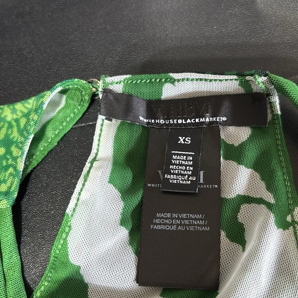 WHBM Reversible Semi Sheer,ruched,keyhole back,stretch,patterned floral Halter - Picture 6 of 12